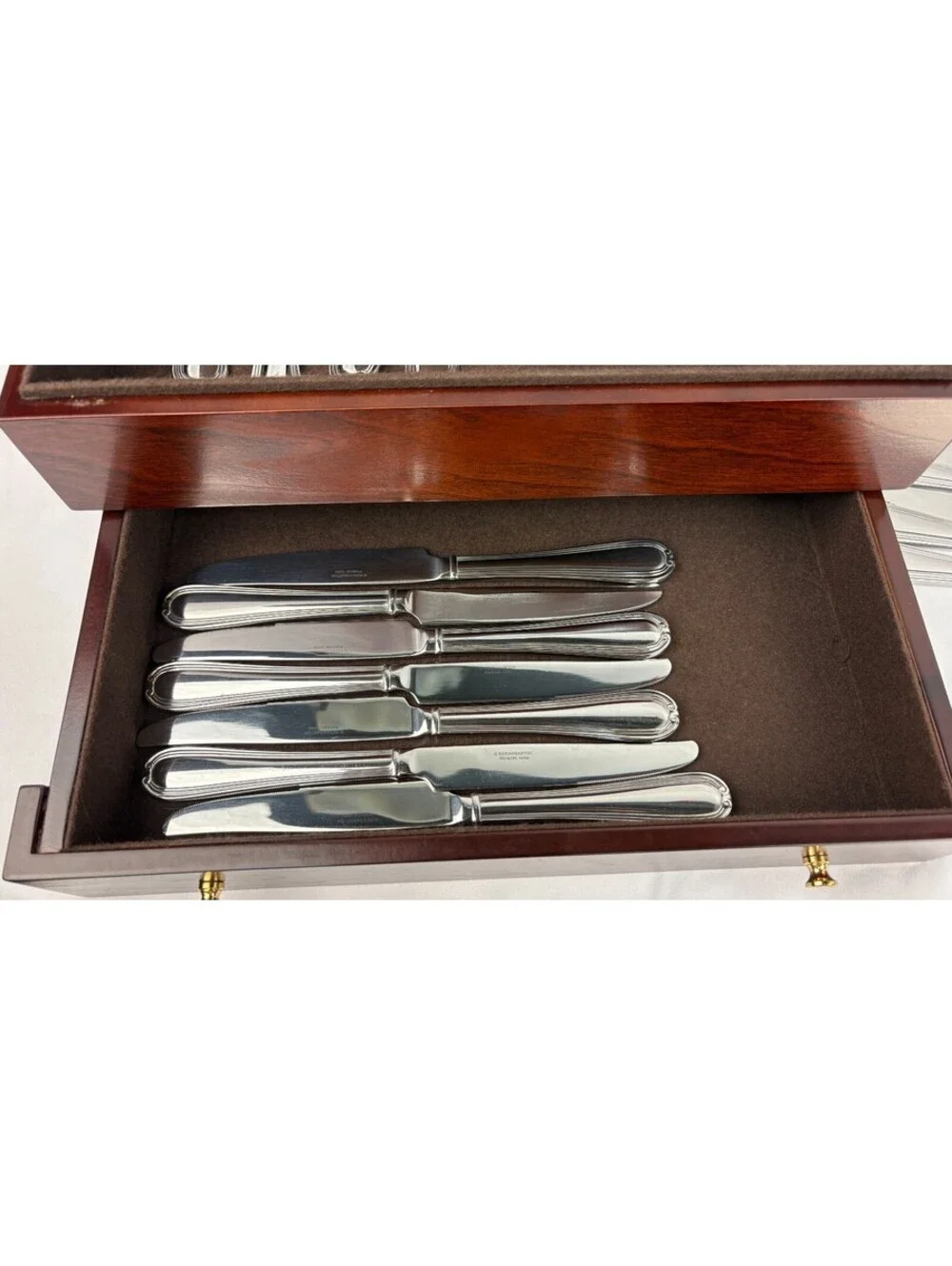 Reed & Barton Stainless Steel Lot of 47pcs Assorted Silverware With Box